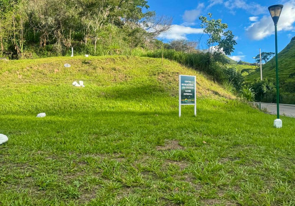 08f5b2bb-83e0-4dbc-a074-5b8783b5dd36